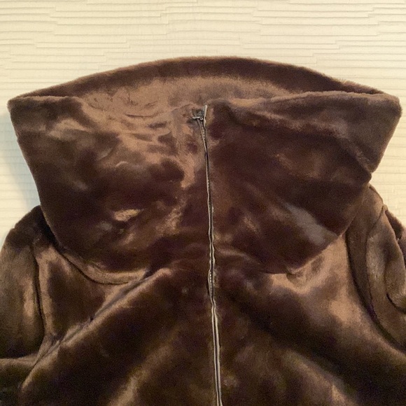 NEW Adrienne Landau Women’s Brown Faux Fur Jacket - Picture 8 of 16